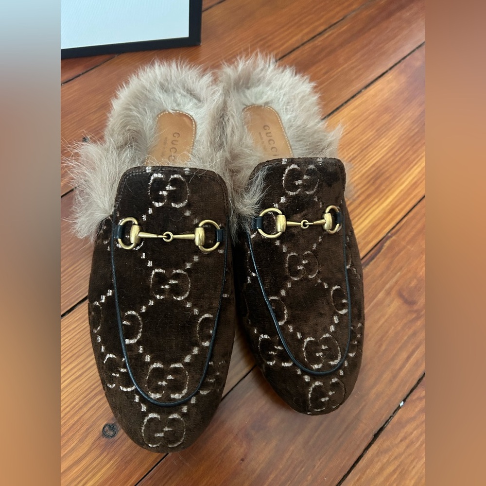 Gucci loafers 
Size 38